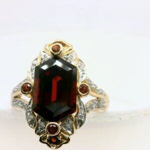 14K yellow gold garnet and diamond ring Size 8